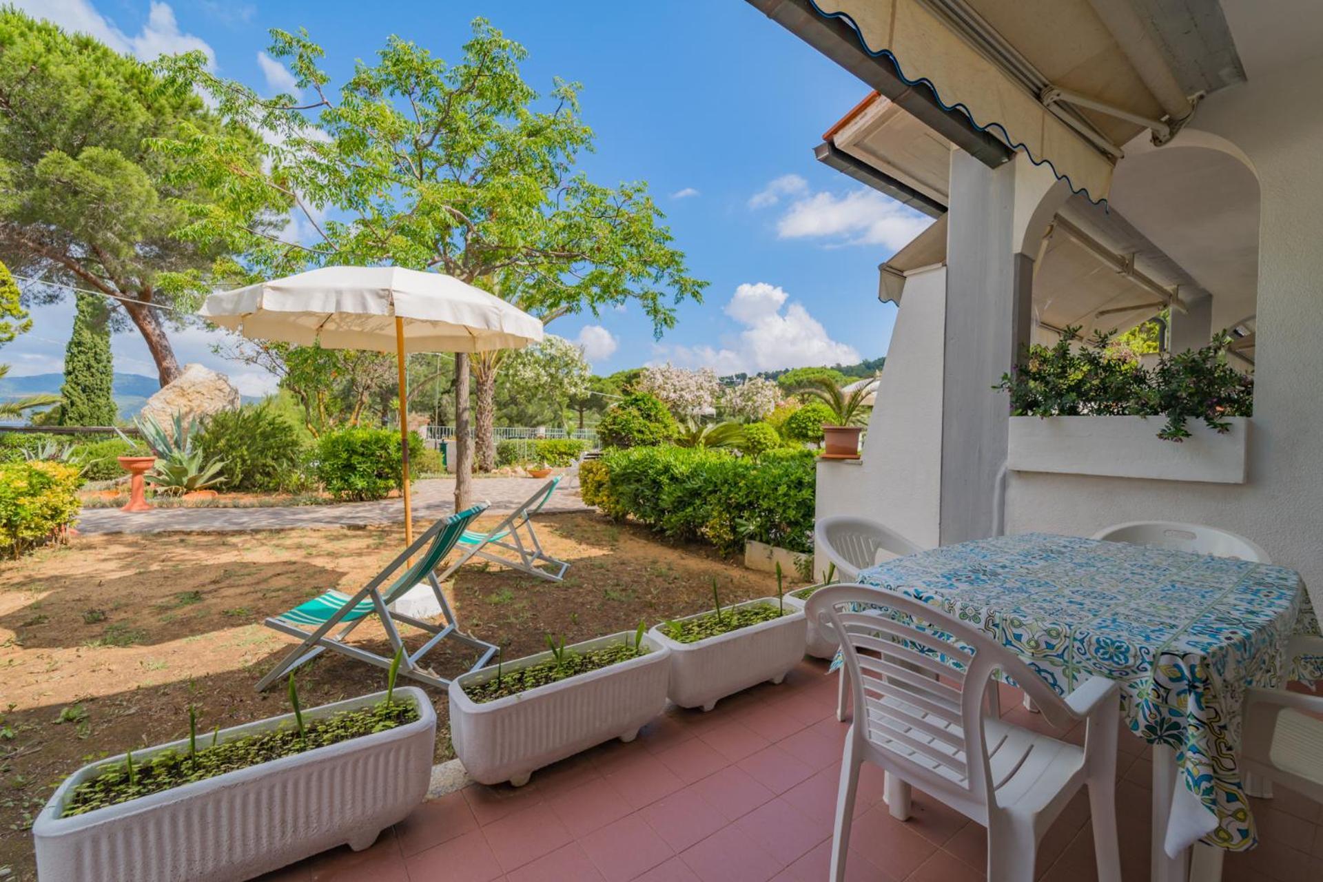 Residence Baia Delle Grazie Casa Morcone Extérieur photo